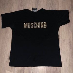 Men’s Moschino black T-shirt with gold writing